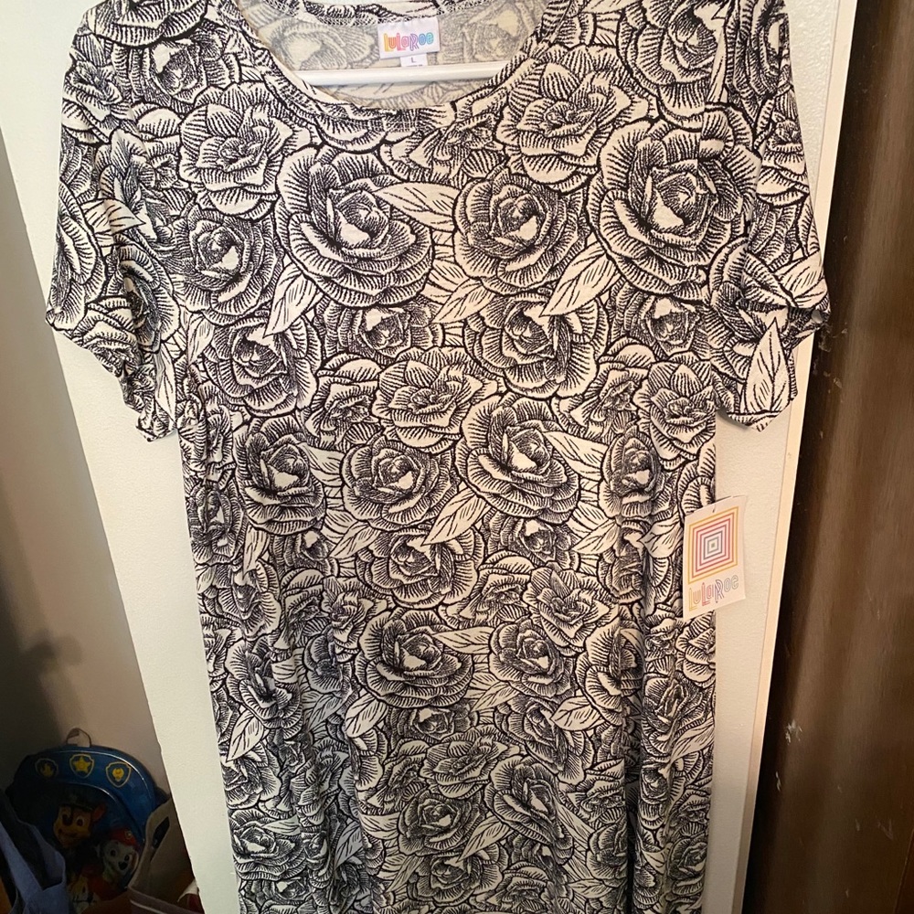 LuLaRoe Carly NO POCKET